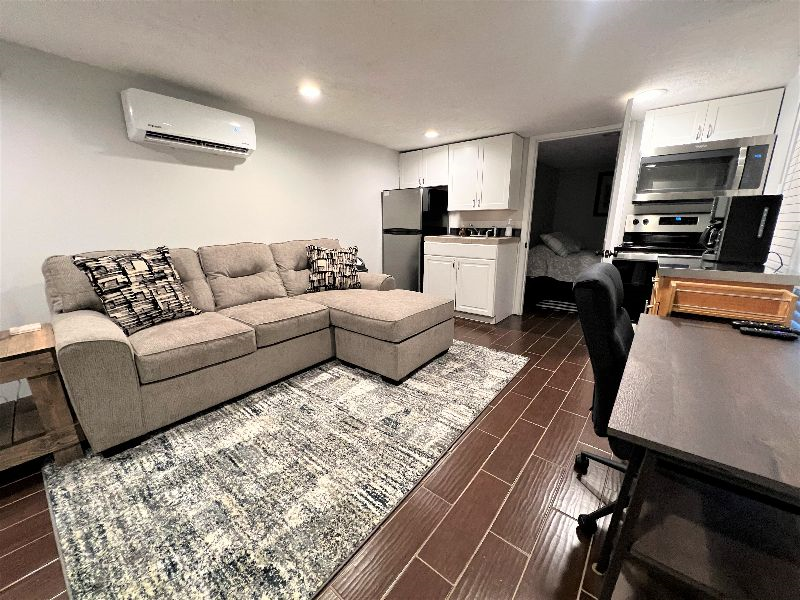 Cozy Apartment less than 1 mile from Hospital