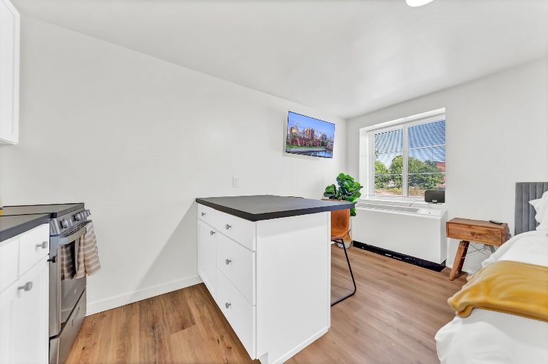 West Side Studio with Parking, 5 Min to Buffalo General & Oishei - Photo 7