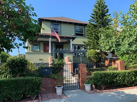 Private Apartment in Historic House Near Downtown San Diego - Photo 1