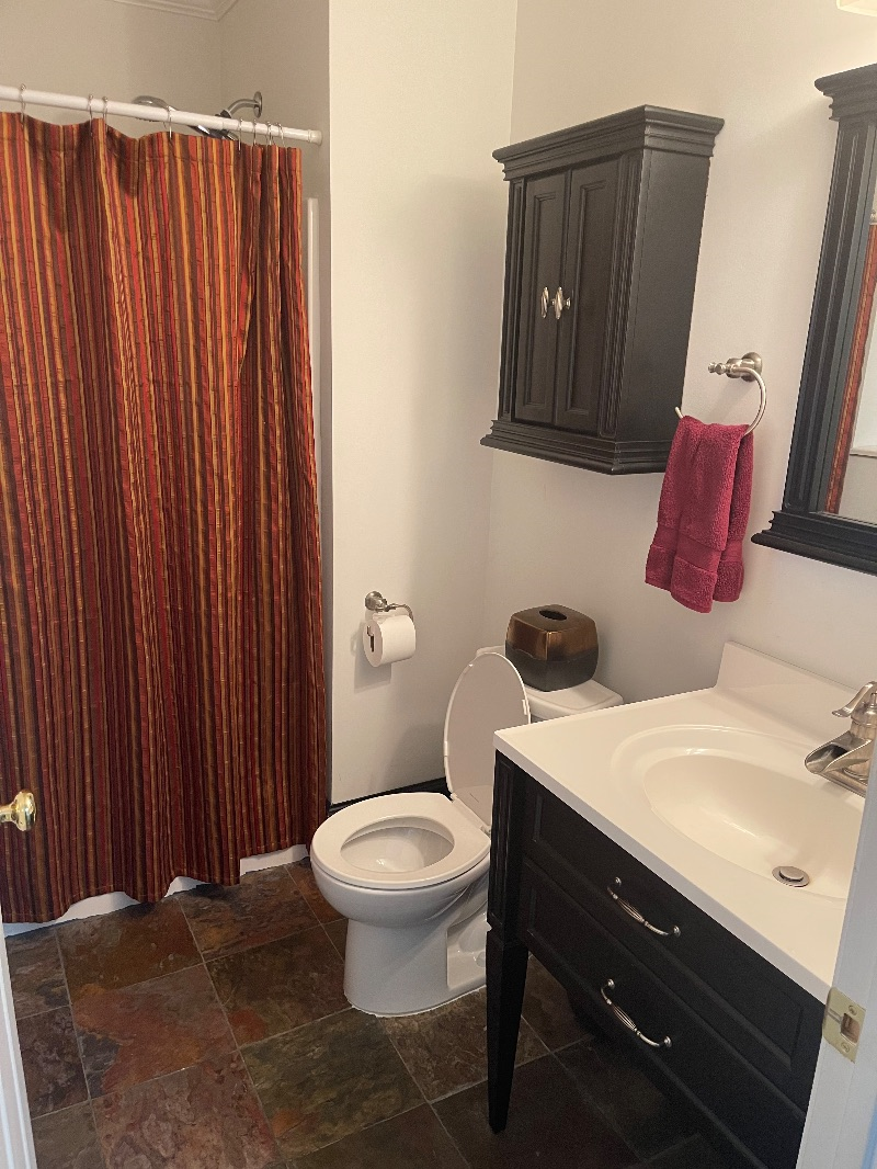 Private, Cozy Studio - Photo 7