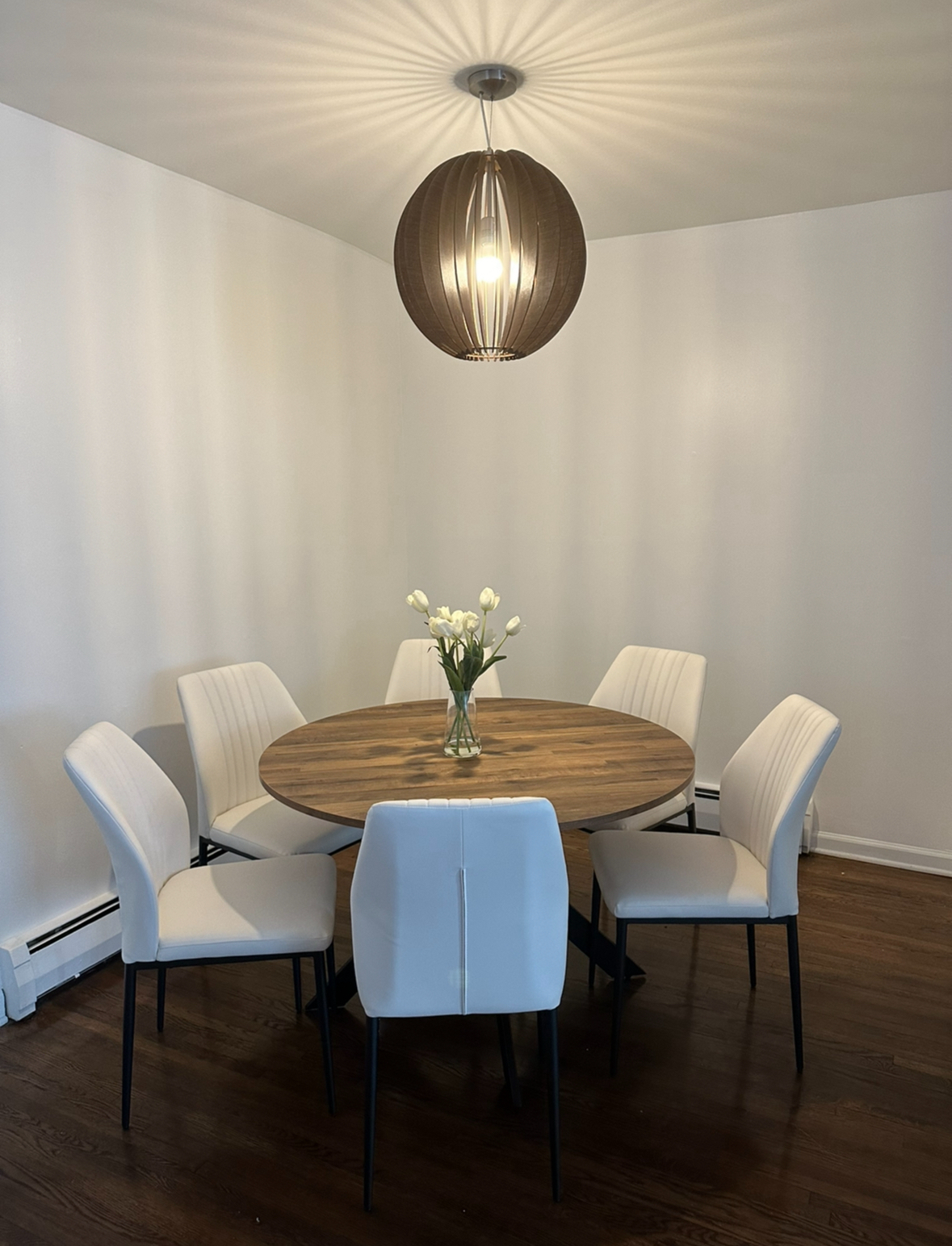 Modern two bedroom apartment located in a private home conveniently located to most Bronx hospitals - Photo 4