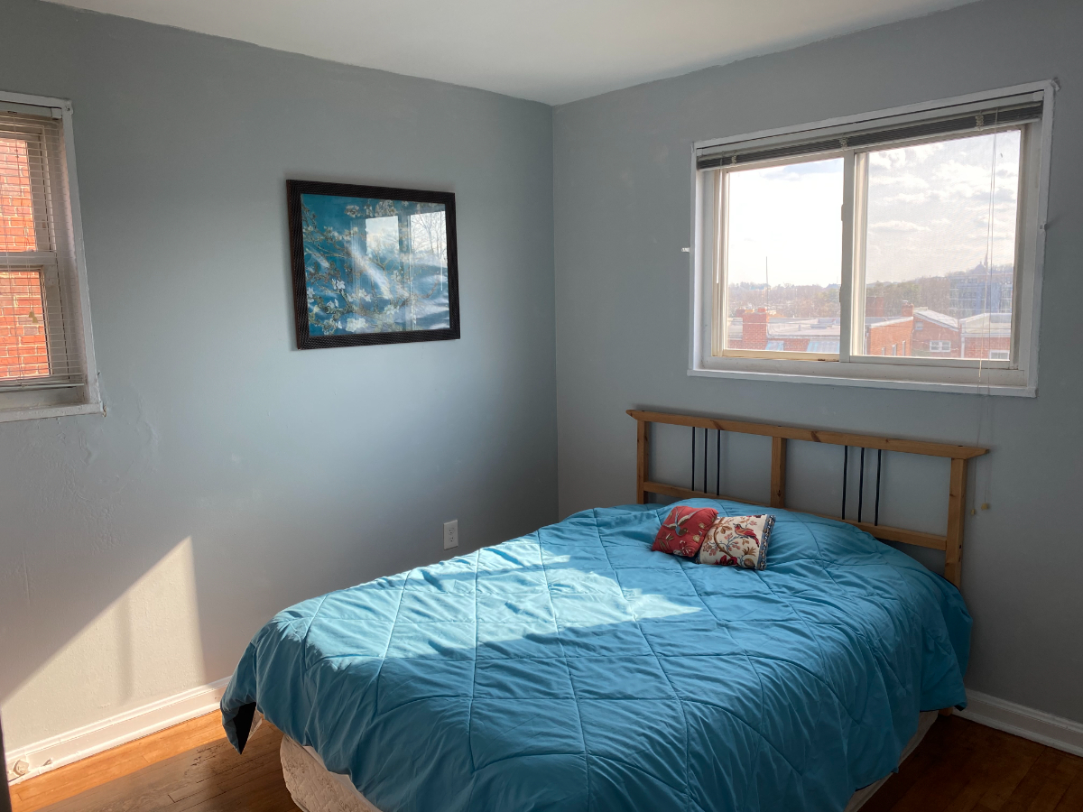 Comfortable Bedroom in Quiet & Friendly Co-Living House - Photo 2