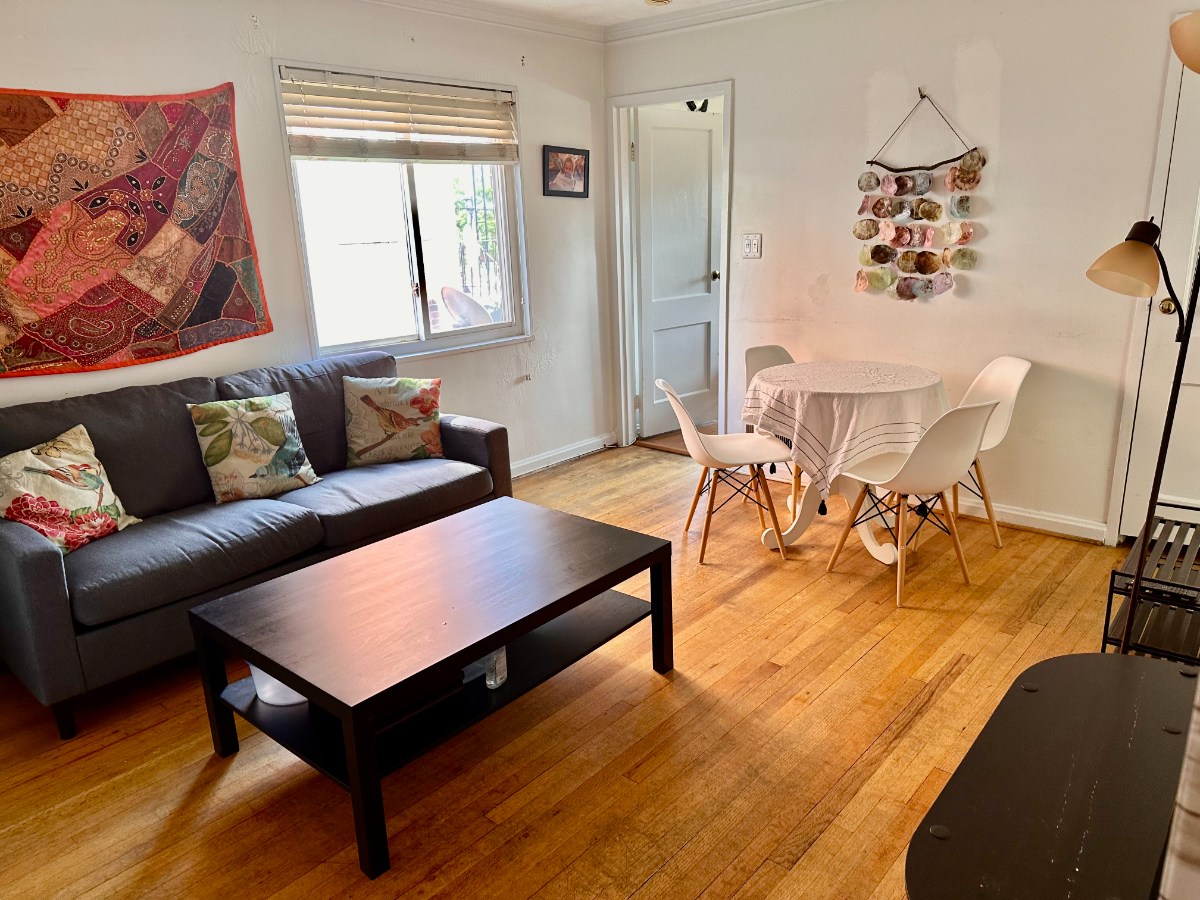 Comfortable Bedroom in Quiet & Friendly Co-Living House - Photo 3