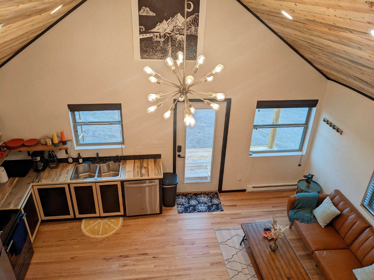 2Br loft home on a Laramie ranch - Photo 1