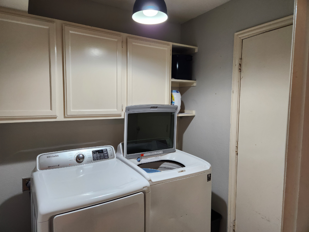 1st Bedroom - Photo 5