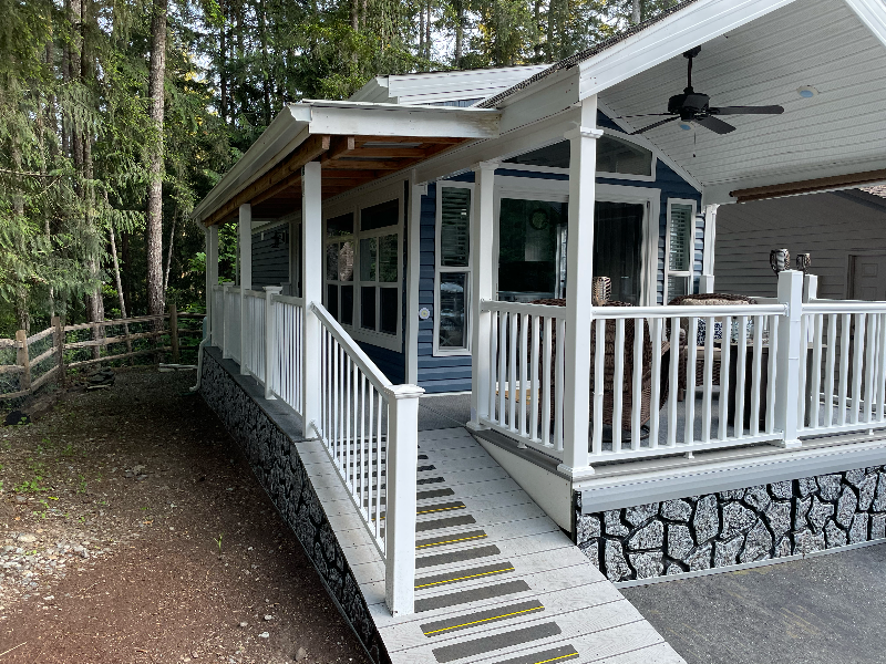 Quiet, cozy mini-home in Silverdale. - Photo 2