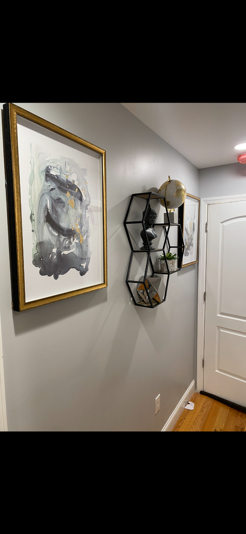 Luxury Furnished 1 Bedroom Apartment - Photo 1