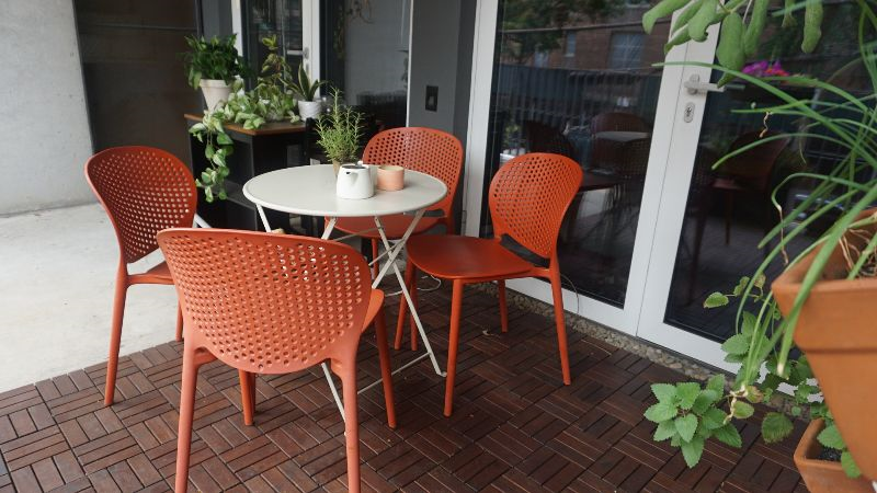 artful & thoughtful fully-furnished 1BED/1BATH apt july 1-21 - Photo 2