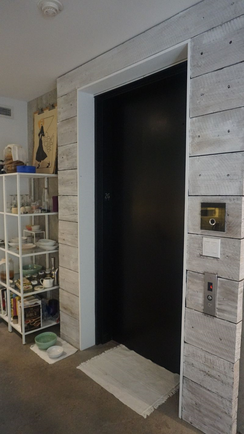 artful & thoughtful fully-furnished 1BED/1BATH apt july 1-21 - Photo 6