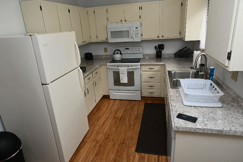 Step into comfort of this newly updated Condo home away from home. - Photo 5