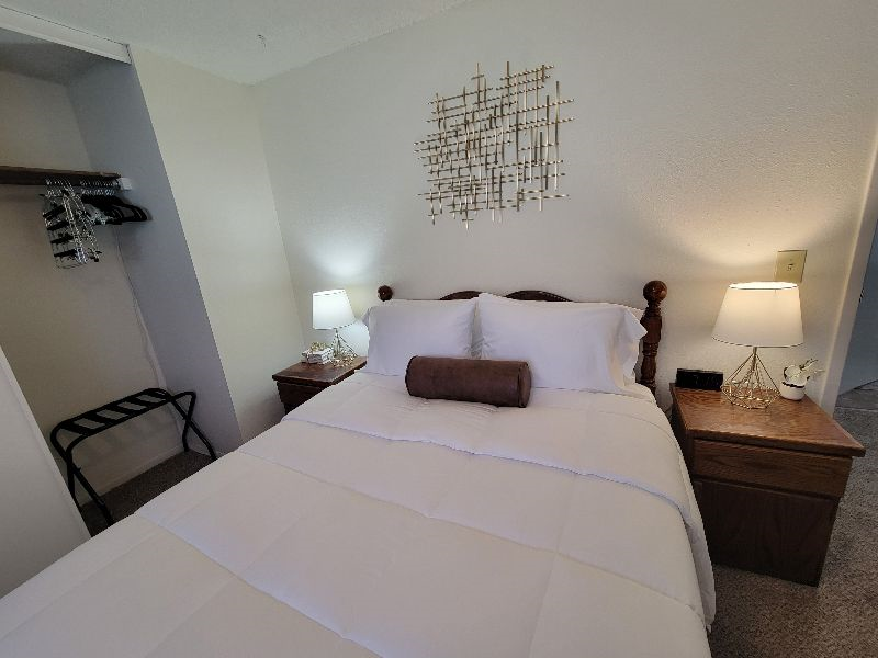 Step into comfort of this newly updated Condo home away from home. - Photo 9