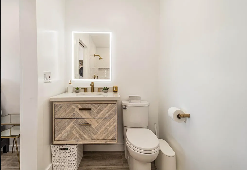 Luxurious 2 Bed, 2 Bath Condo with Exquisite High-End Finishes - Photo 5
