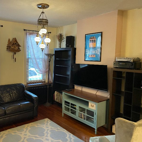 Furnished Fishtown 2 Bedroom Charmer (utils inc) - Photo 5