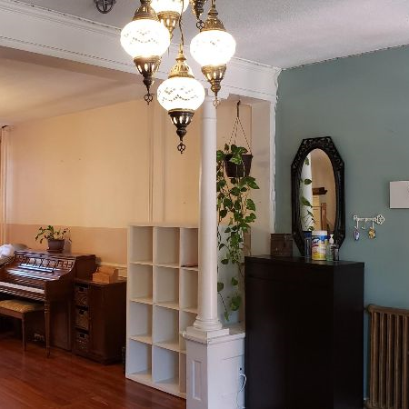 Furnished Fishtown 2 Bedroom Charmer (utils inc) - Photo 6