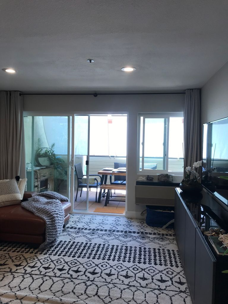 Cozy and Stylish 1 Bedroom Condo in Hillcrest - Photo 4