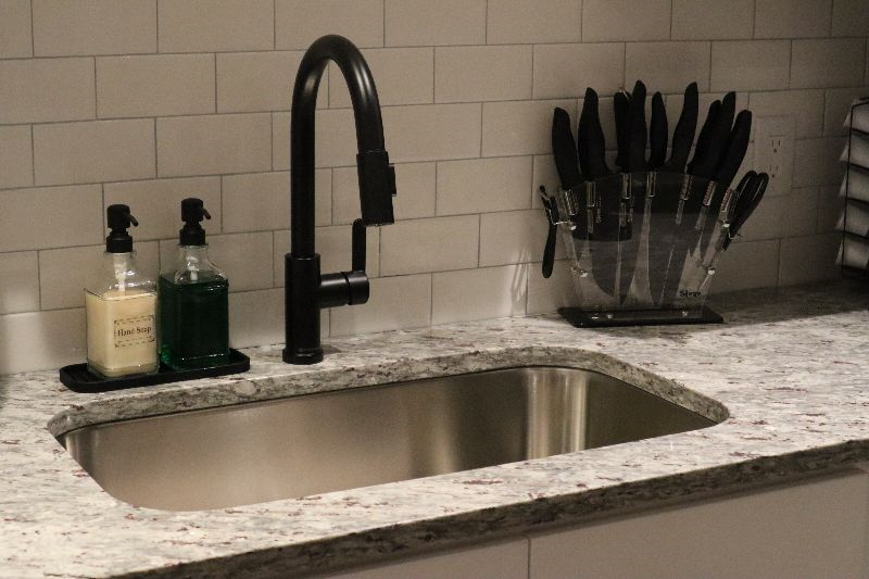 Modern Apartment 7 min from Major Hospitals - Photo 9