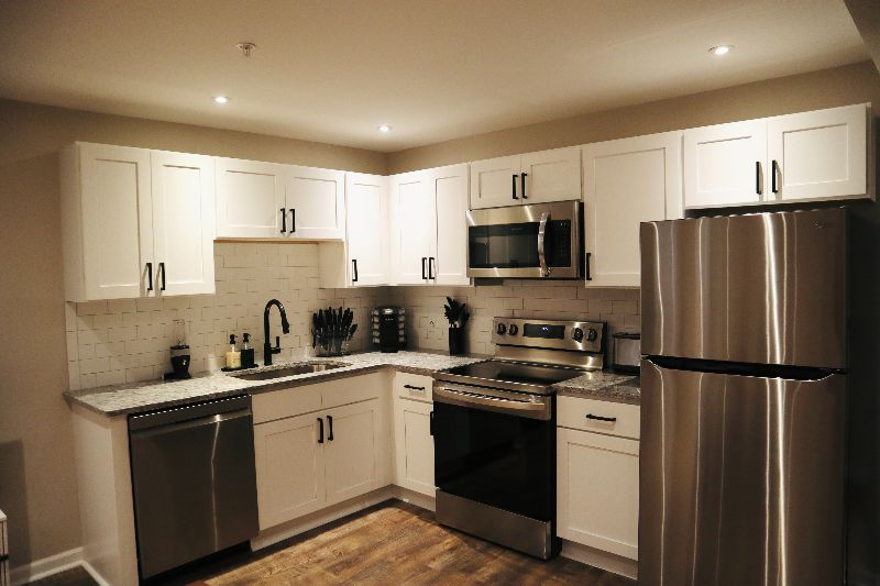 Modern Apartment 7 min from Major Hospitals - Photo 8