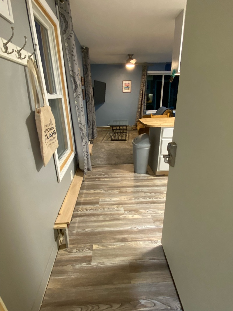 Studio Apartment - Photo 8