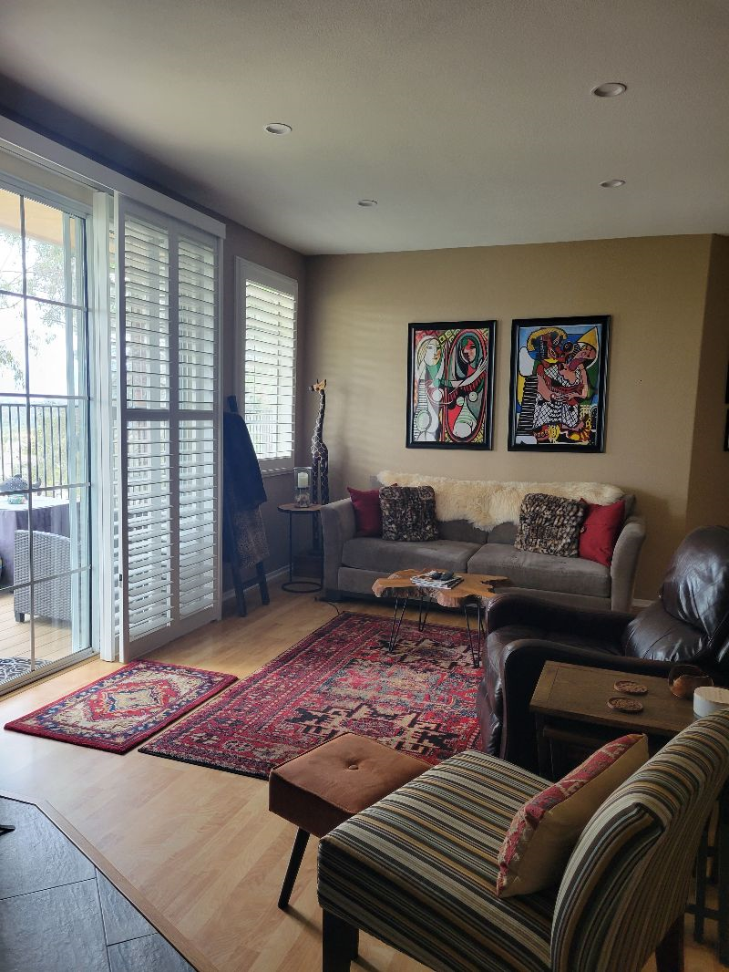 Condo in quite clean community GREAT location - Photo 6
