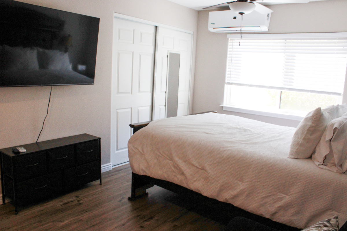 Remodeled Studio in Gated Community- The Great Studio - Photo 5