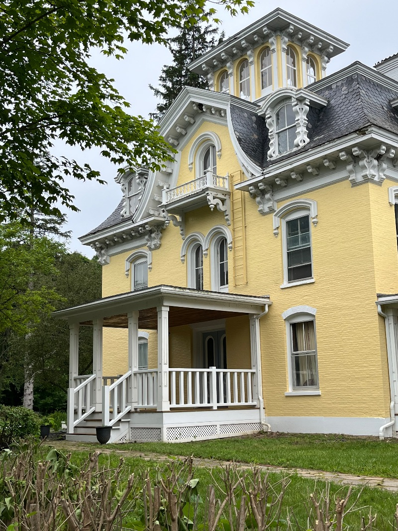 Historic Home near Northwestern Medical Center - Photo 2