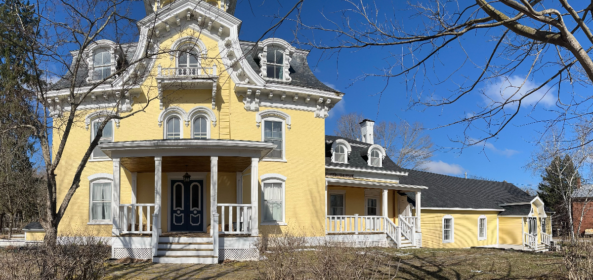Historic Home near Northwestern Medical Center - Photo 1
