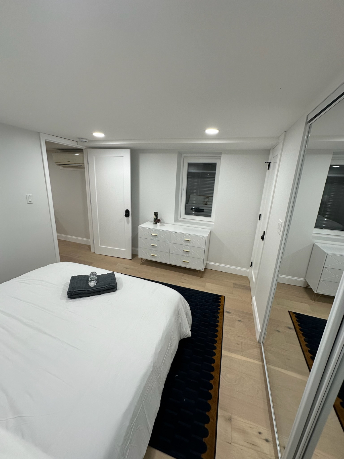 Luxury Apartment Close to Ferry RUMC and Manhattan - Photo 3