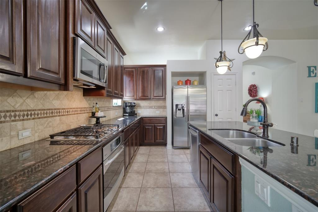 Spacious Home in Magnolia part of The Woodlands -203 - Photo 3
