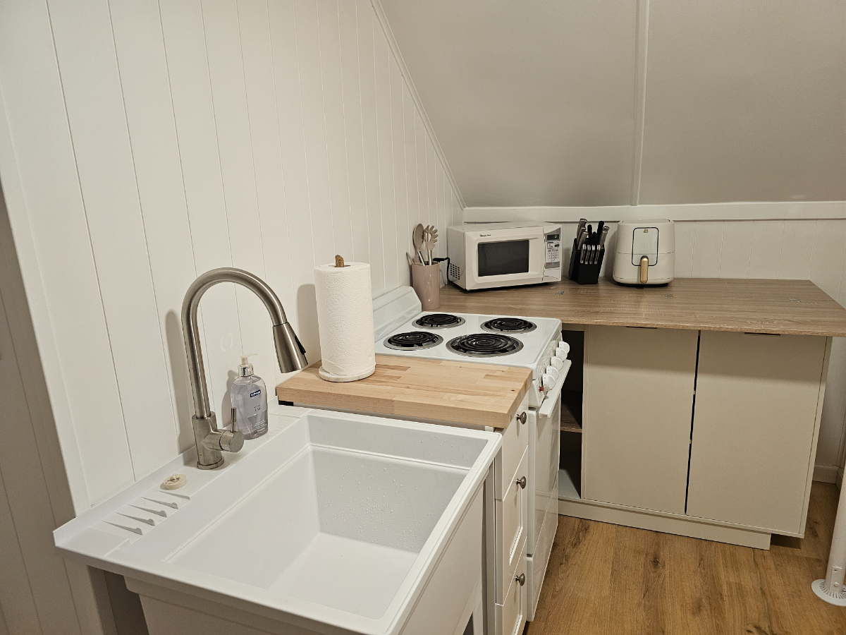 2 Bed Apartment in Safe Neighborhood - Photo 7