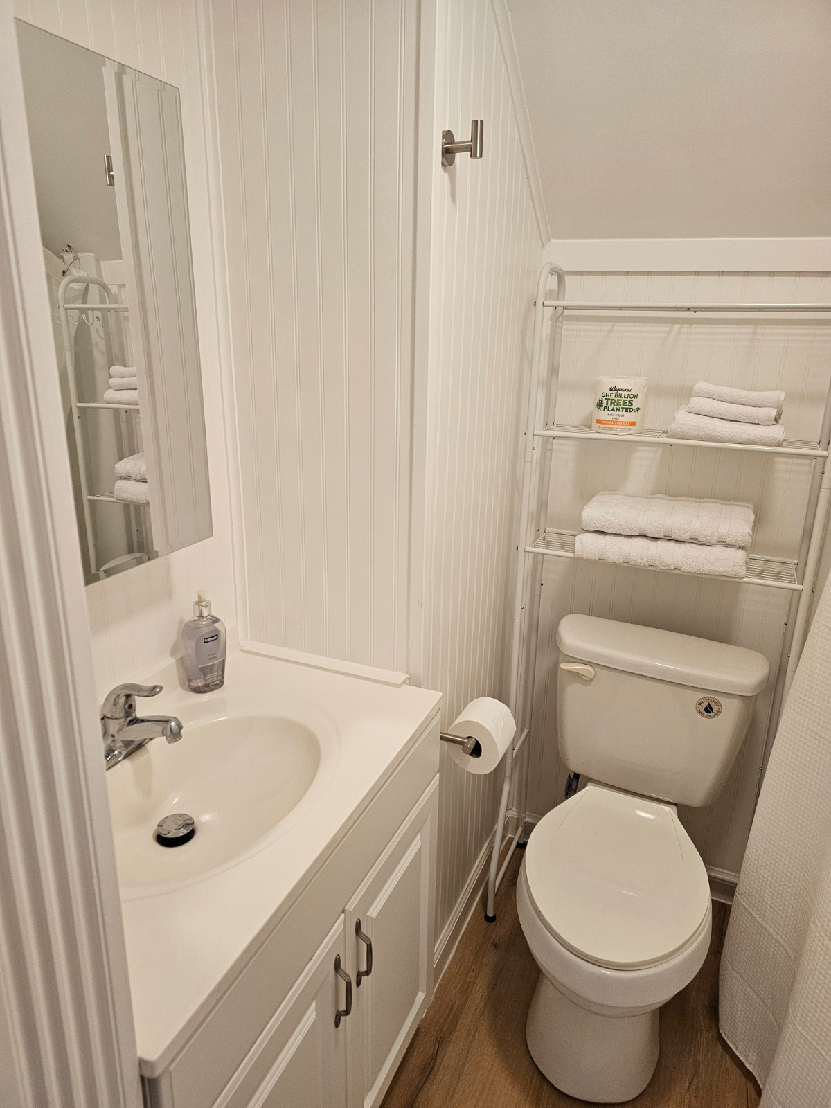 2 Bed Apartment in Safe Neighborhood - Photo 10
