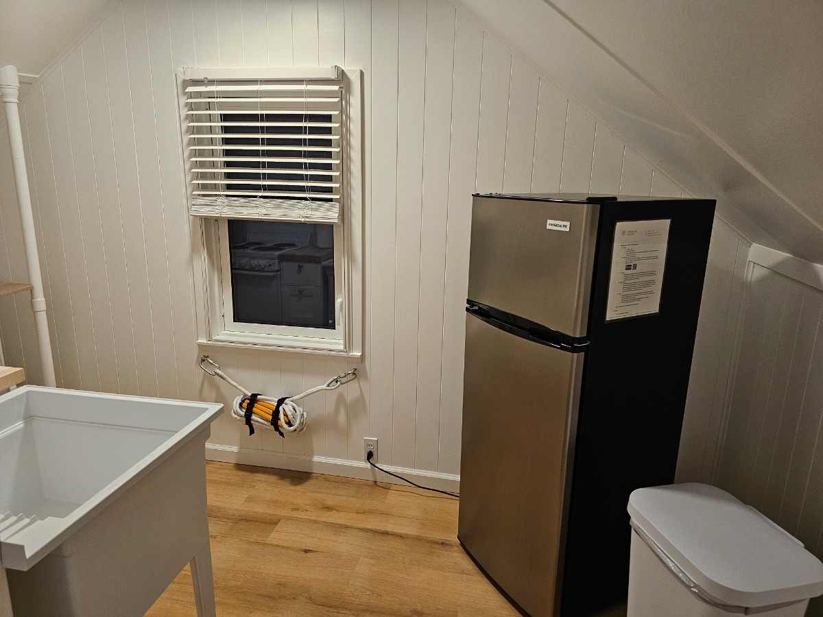 2 Bed Apartment in Safe Neighborhood - Photo 12