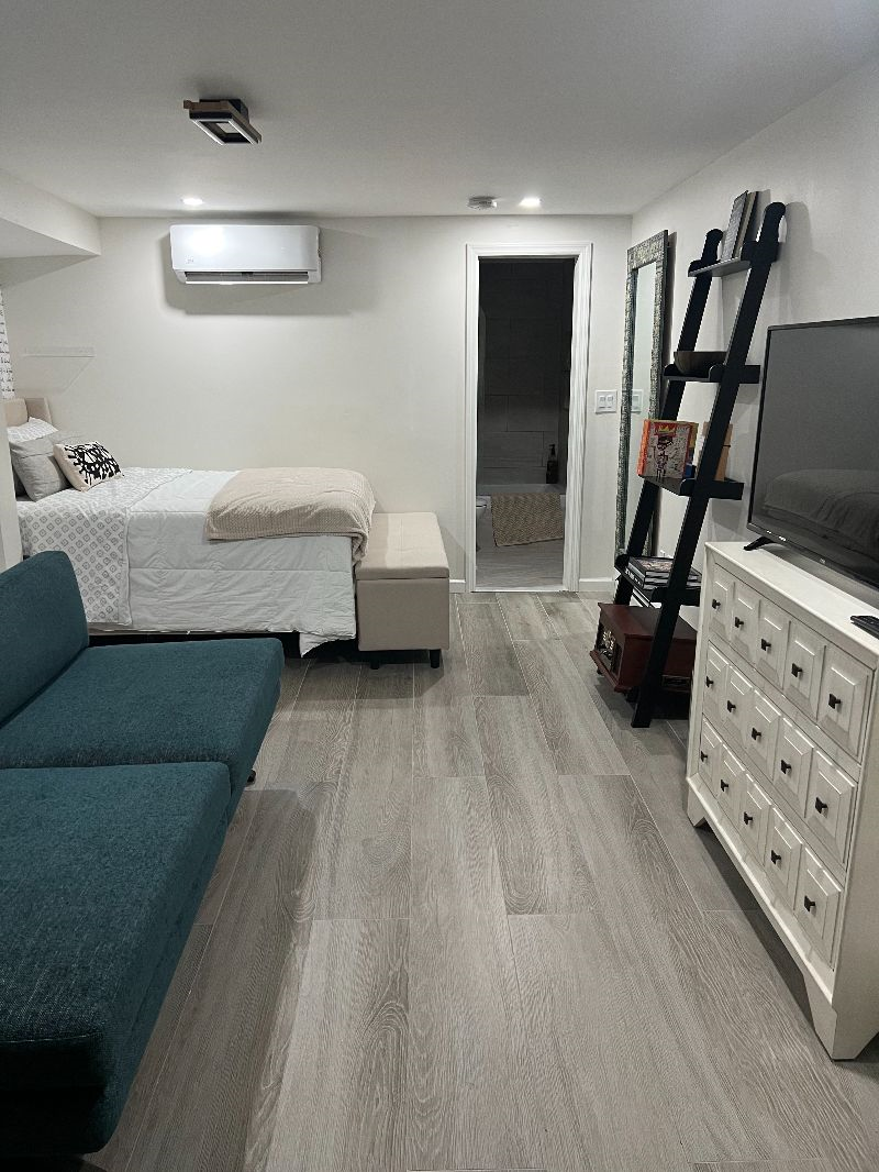 Fabulous Studio Apartment in Crown Heights - Photo 2