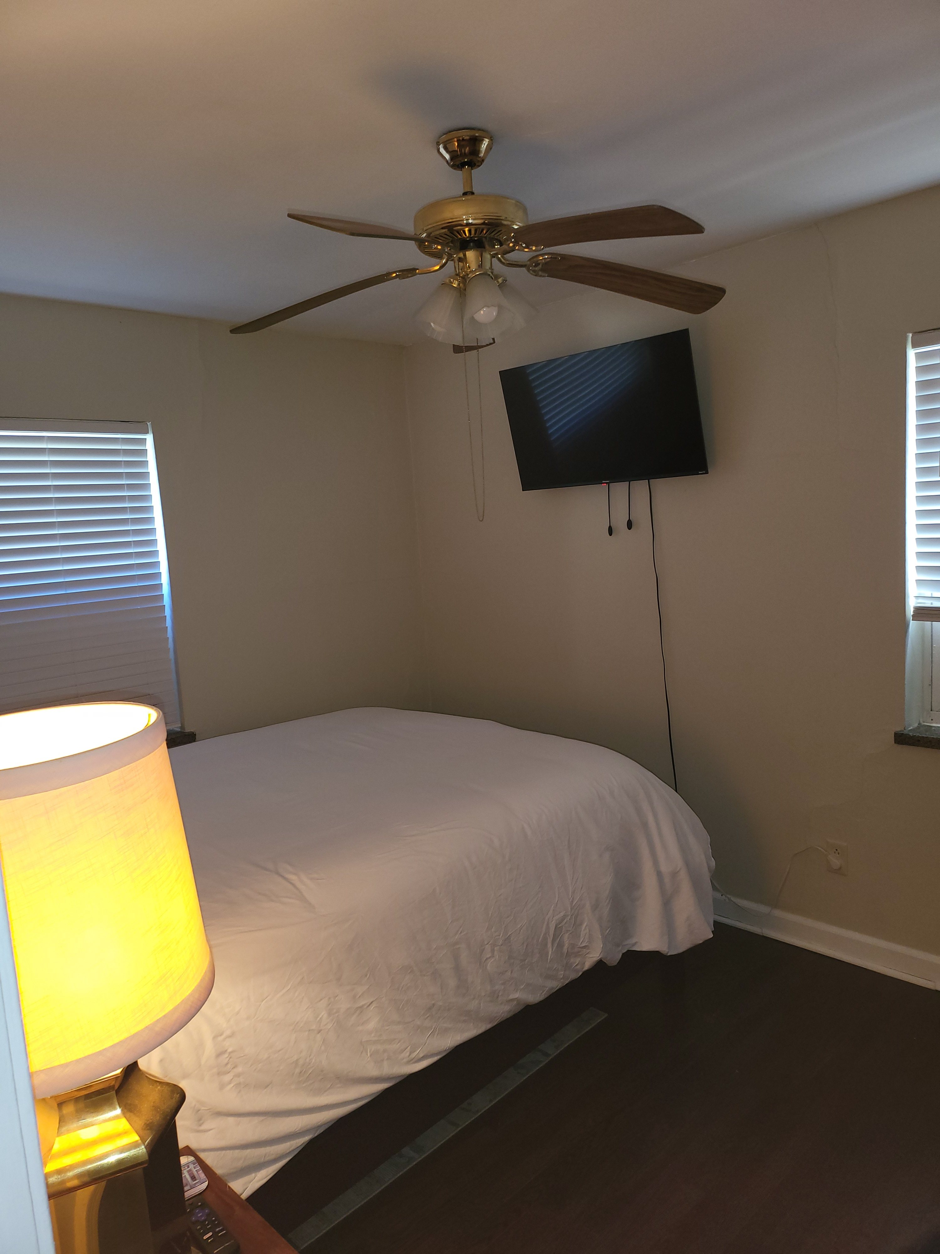 EASY WALK TO CAMC--PET FRIENDLY, LAUNDRY, OFF-STREET PARKING, GREAT NEIGHBORHOOD FOR WALKING AND BIK - Photo 10