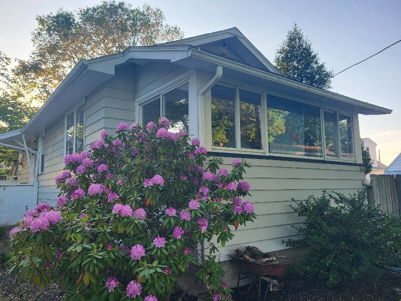Peart Cottage - Serenity on the Irondequoit Bay - Photo 1