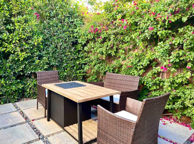 Private Guest House with Garden Patio, 10 min from Cedar Sinai - Photo 3