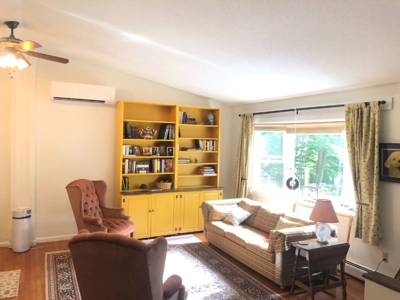 Two-bedroom main level apartment in raised ranch house; safe community only 2.7 miles from UVMMC - Photo 1