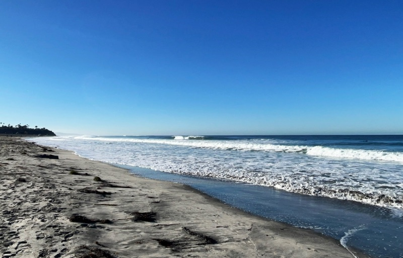 Luxury coastal rental, vast amenities, and ALL utilities included. - Photo 2