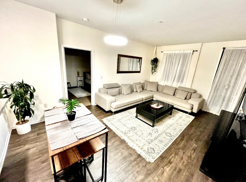 Luxury coastal rental, vast amenities, and ALL utilities included. - Photo 6