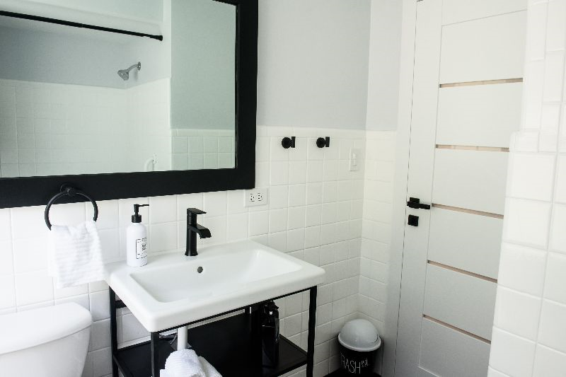 2 Bed 1,5 Bath Cozy Ranch just 1 mile to Arlington Hts Downtown - Photo 6