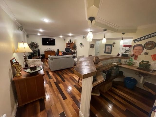 Spacious Private Lower Level Bedroom/Bathroom with very Generous Perks - Photo 9