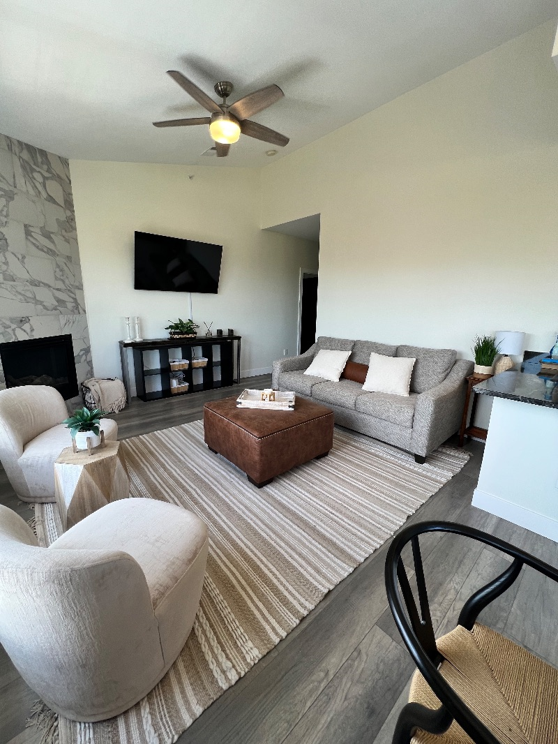 Remodeled Condo Near Trails Mountains and Views - UTILITIES INCLUDED ...