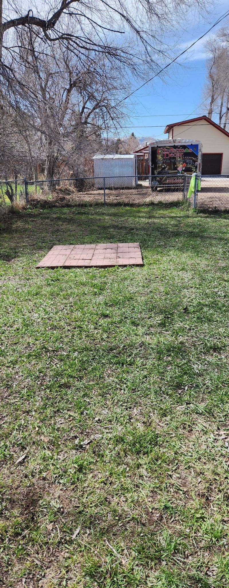 2 Bedroom 1 bathroom Home Walking Distance to local businesses - Photo 10