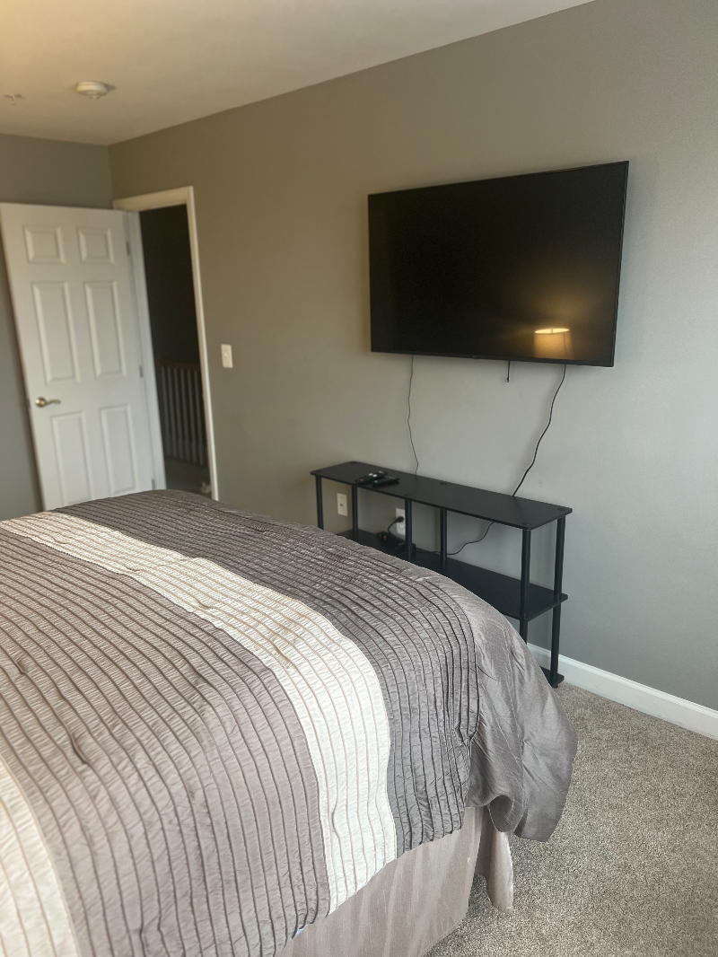 1 bd/1 ba avail. in DC Townhome. Transit/Walk Score 74/55. 1 1/2 Blocks from Blue Line Metro Laundry - Photo 4