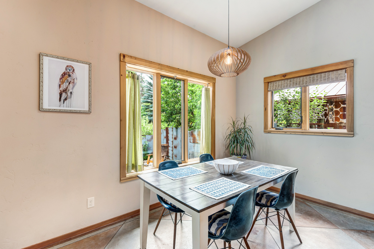 Custom Built Home in the Best Neighborhood in Bend - Photo 3