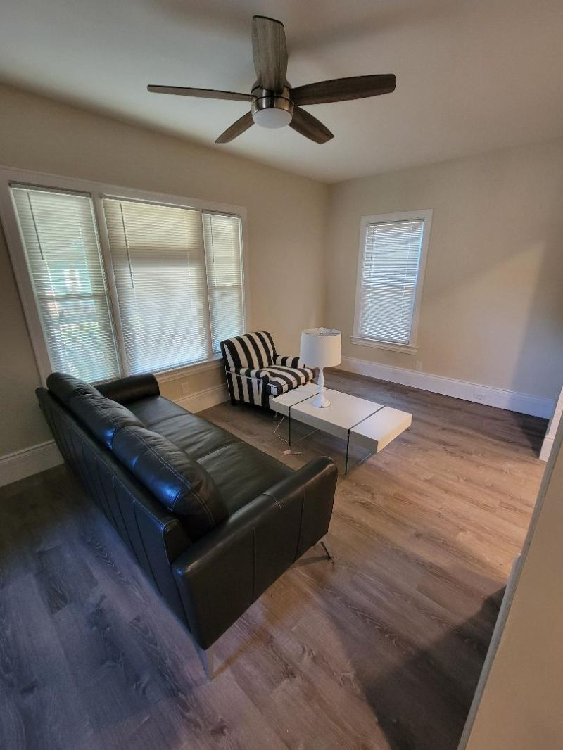 Room for rent in multiroom house close to U of R. - Photo 4