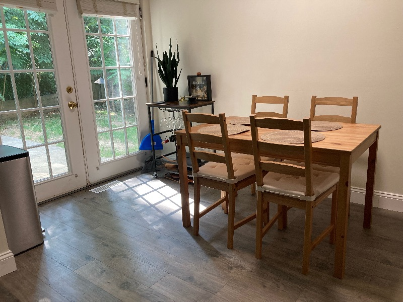 Furnished Unit Near UVA Hospital - Photo 4