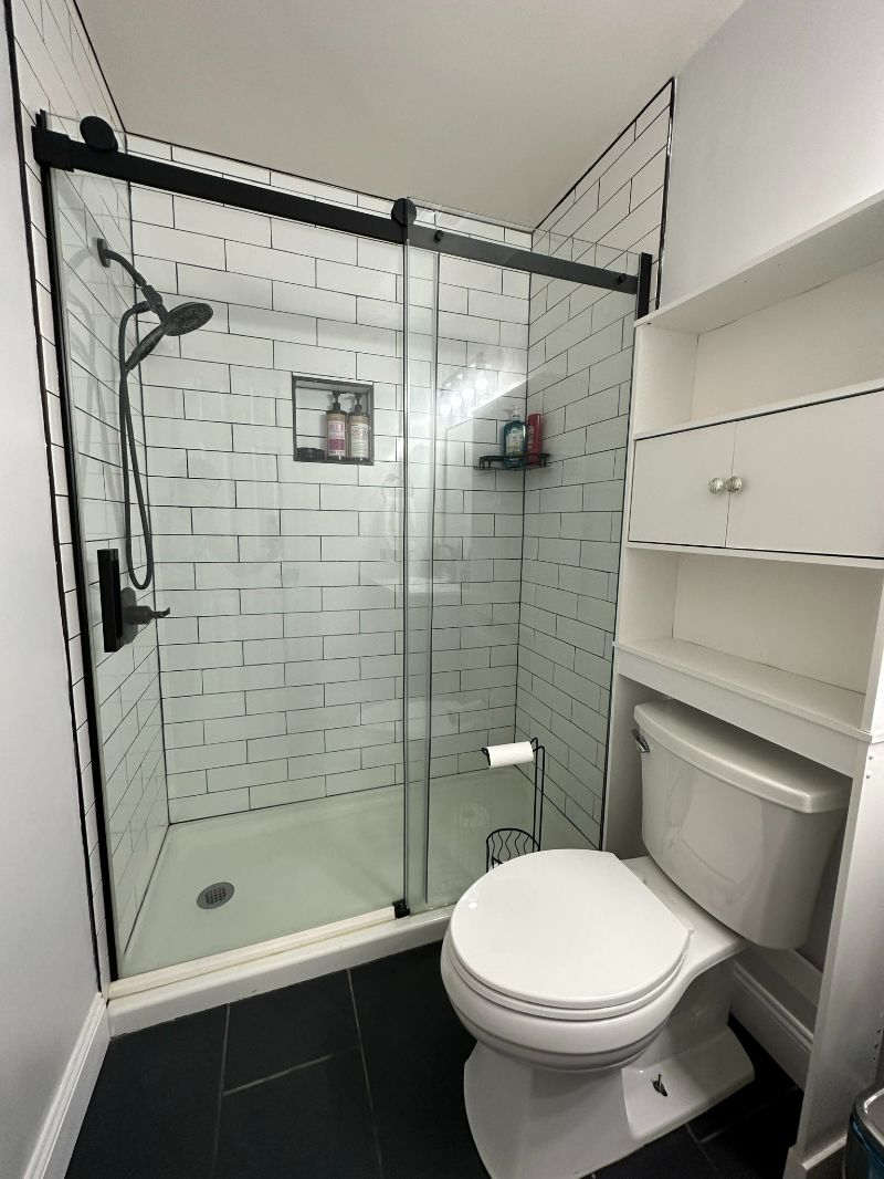 Furnished Unit Near UVA Hospital - Photo 10