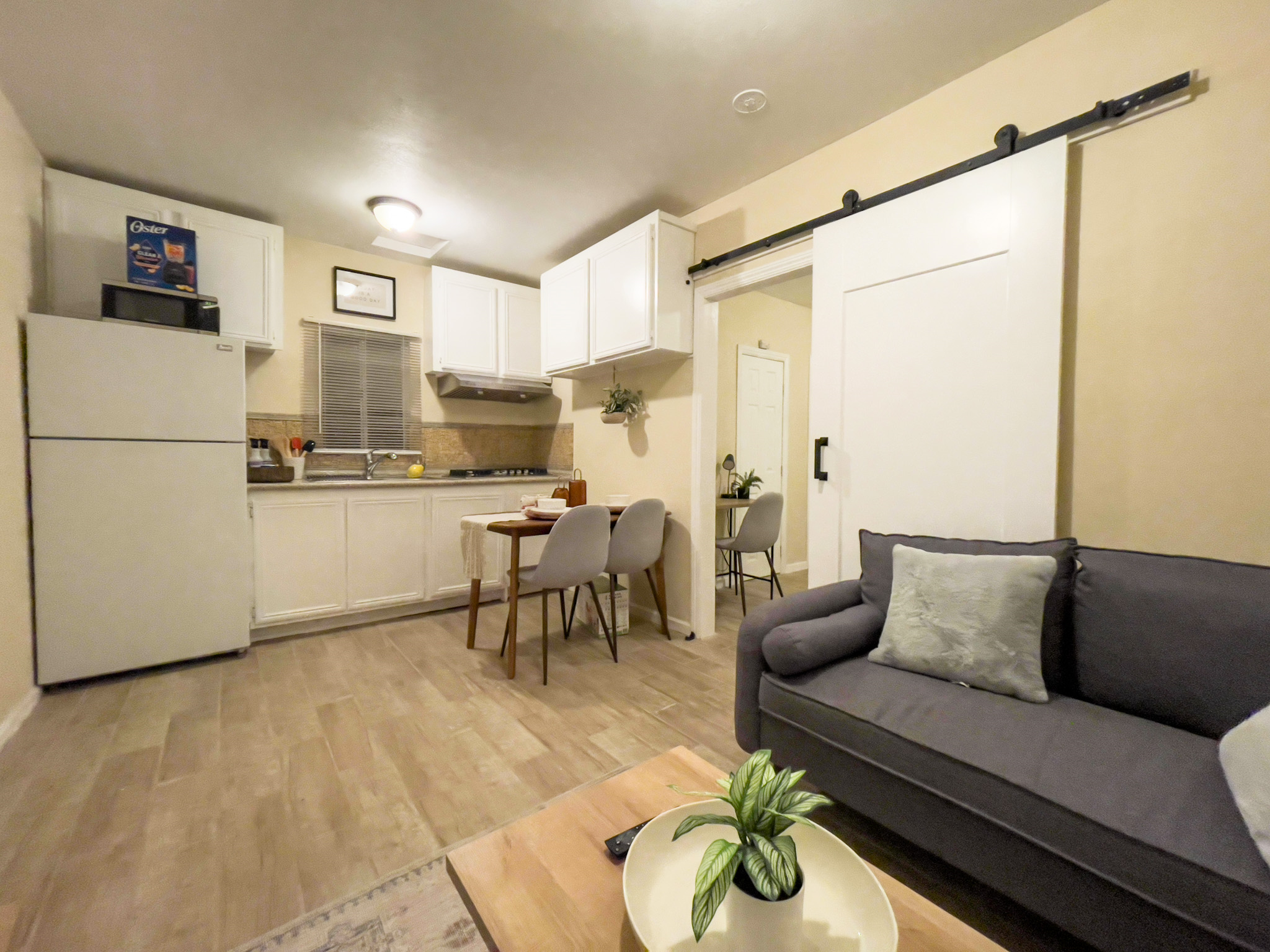 Brand New, Small 1bd/1bath in Boyle Heights - Photo 1