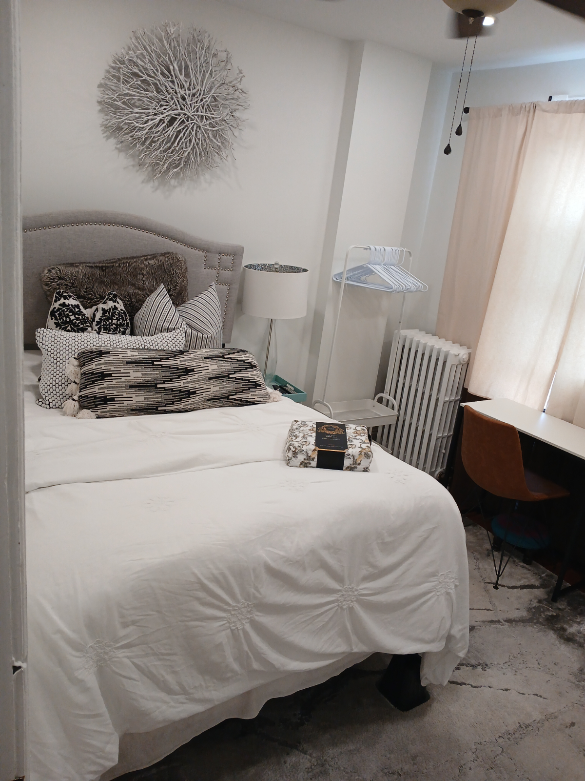 Cozy, comfortable 1 bedroom with shared bath in lovely Petworth home - Photo 5