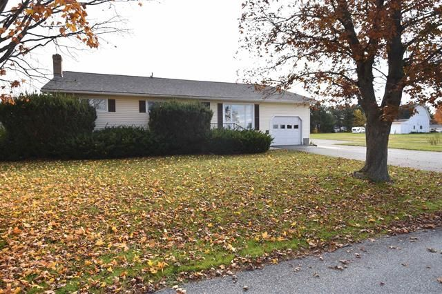 3 BEDROOM RANCH ON 3 ACRES - Photo 1
